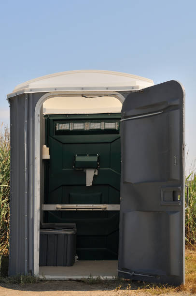 Best Portable restroom trailer rental  in Sewaren, NJ